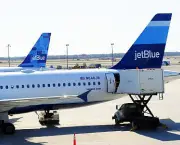 Jet Blue Runway #3