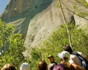 Assunto:Turistas no Parque da Pedra Azul ;Local: Parque Estadual da Pedra Azul, Domingos Martins, ES;Data:04/2008 ;Autor: Pale Zuppani