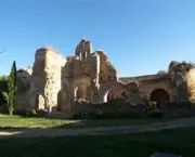ruinas-da-abadia-de-santa-maria-5