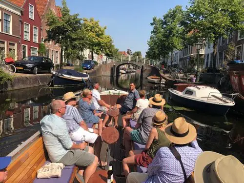 Passeio De Barco Em Leiden