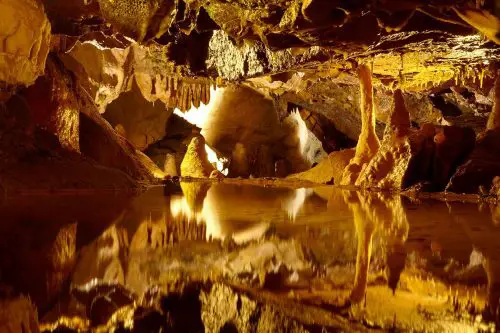Caverna de Gough