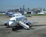 Argentina - Buenos Aires - Airplanes waiting at Aeroparque Jorge Newbery - Aerolineas Argentinas Boeing 737-300 - images of South America by M.Bergsma