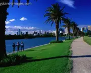 albert-park-lake-melbourne3