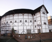 globe-theatre4