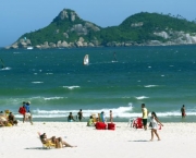 praia-do-rosa-e-praia-de-copacabana-6