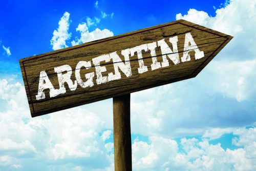 Placa Indicando a Direção da Argentina 
