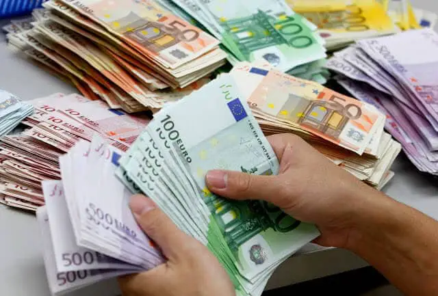 Quanto Dinheiro Levar Para a Europa